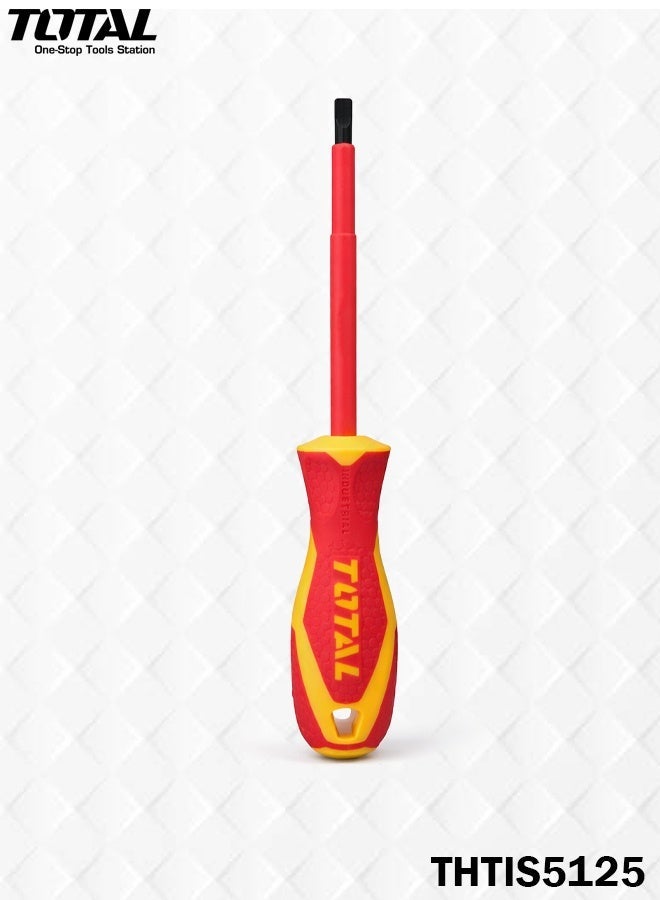 توتال مفك براغي معزول ذو رأس مسطح من توتال THTIS5125، يتحمل جهد 1000 فولت، معتمد من VDE EN IEC60900، أداة كهربائية احترافية، مزود بعمود معزول، رأس مسطح دقيق، مقبض مريح، مصنوع من فولاذ الكروم والفاناديوم عالي التحمل لأعمال الصيانة والإصلاح الكهربائية. - Image 3